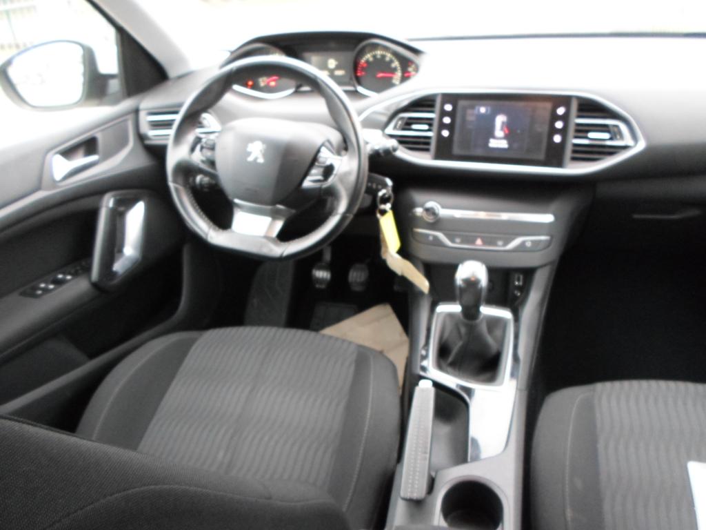 peugeot 308 essence 110 ch garage eroudeville occasions
