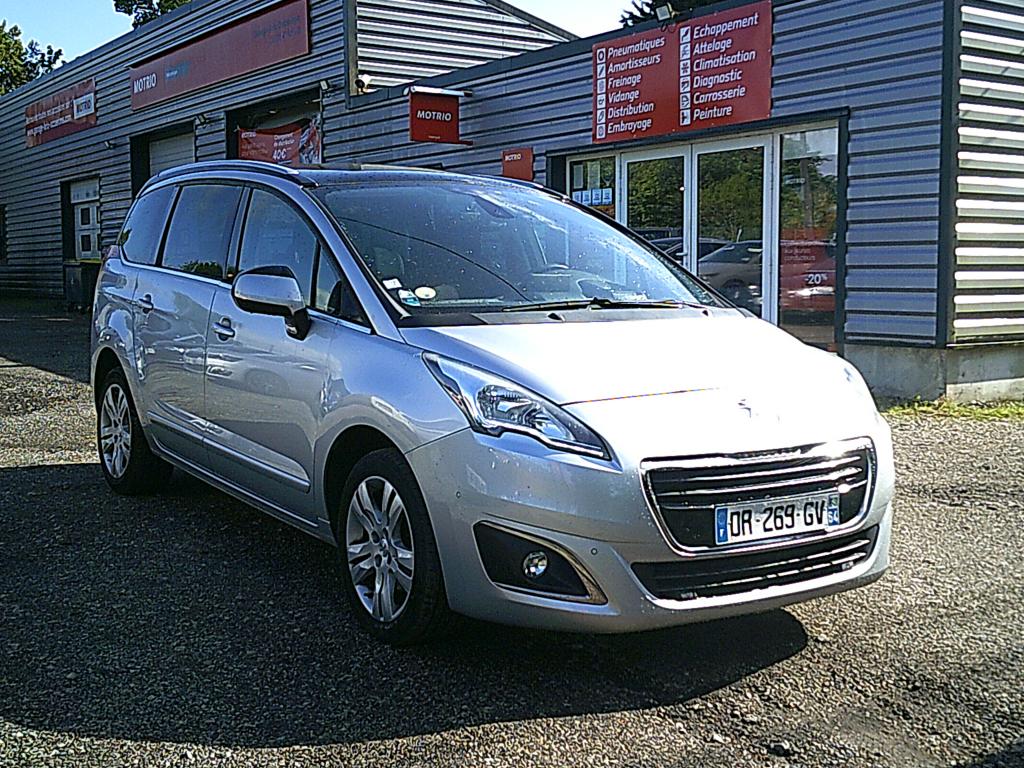 Peugeot 5008 Allure 7 places 1.6 hdi 120