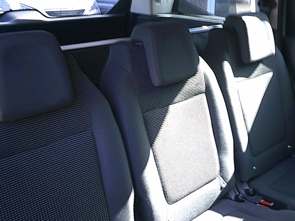 Peugeot 5008 Allure 7 places 1.6 hdi 120