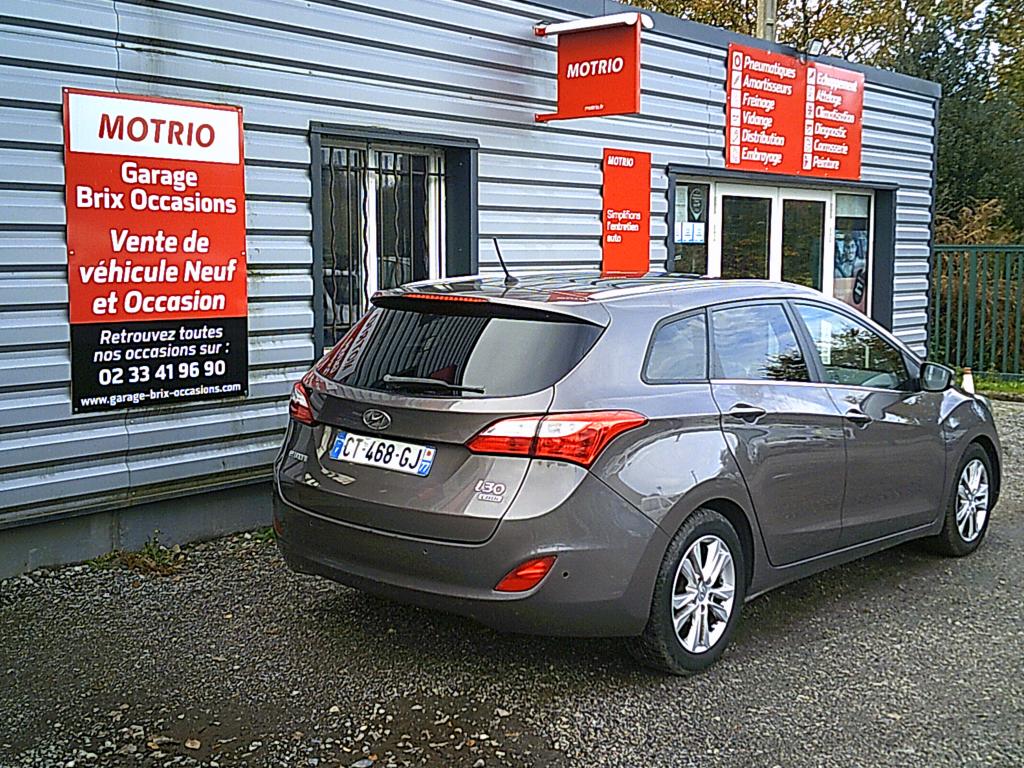 Hyundai i30 sw 1.6 crdi 110 ch panoramic sunsation garage brix occasions