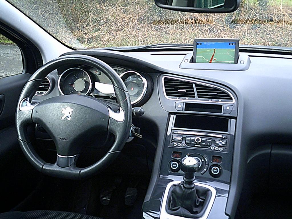 Peugeot  5008 1.6 hdi 115 garage brix occasions