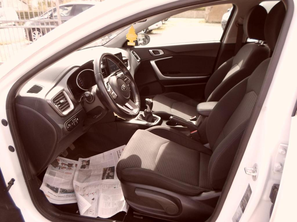 Kia Ceed 1.6 crdi 115 ch isg motion